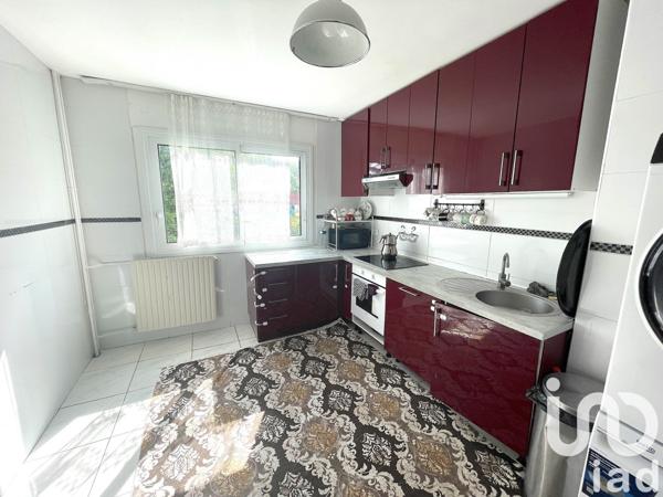 Appartement 4 pièces de 86 m² à Clichy-sous-Bois (93390)
