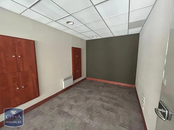Local professionnel à louer Carpentras (84200)
