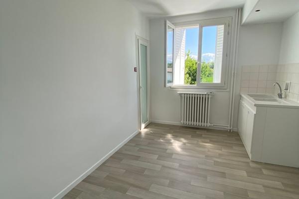 RIVES SUR FURE - Appartement Type 2