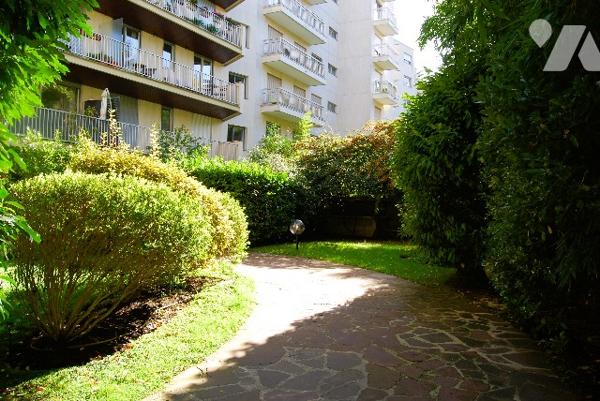 NEUILLY INKERMANN - Appt 2 pièces RDC avec jardin privatif 44 m2, cave, parking