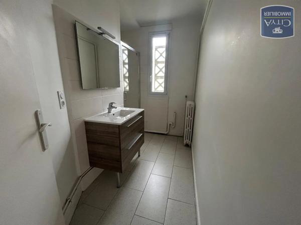 Appartement à louer 3 pièces 61.87m² Brest (29200)