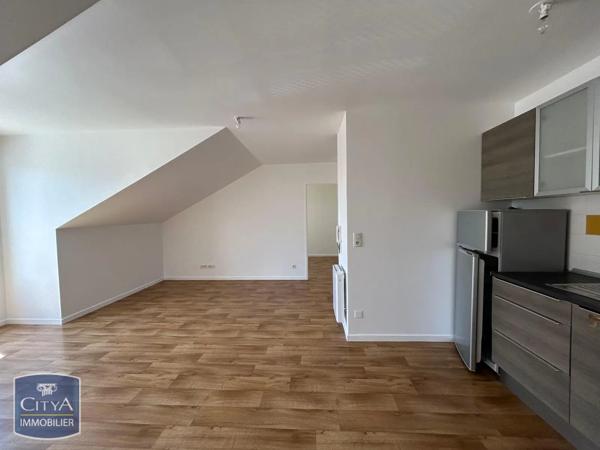 Appartement à louer 3 pièces 47.48m² Beauvais (60000)