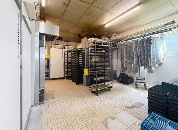 Boulangerie, fonds de commerce 220 m2 Coudekerque-Branche.