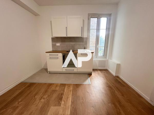 Appartement Bas Montmorency 2 pièces 30m2 Loyer 750 €/mois charges comprises **  - Référence  1510
