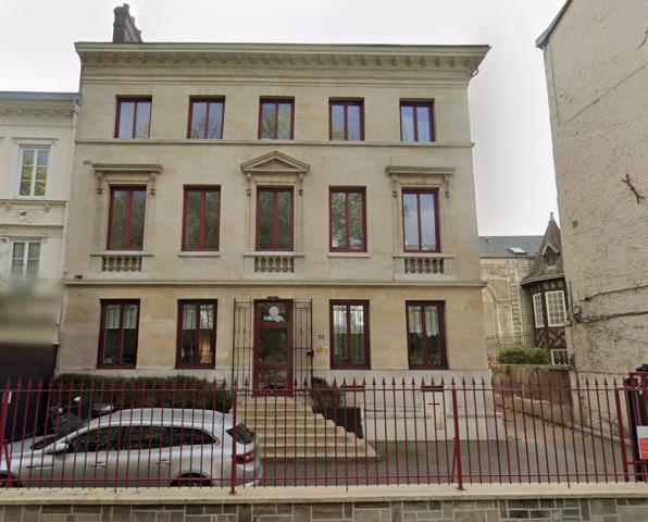 Local commercial Rouen centre