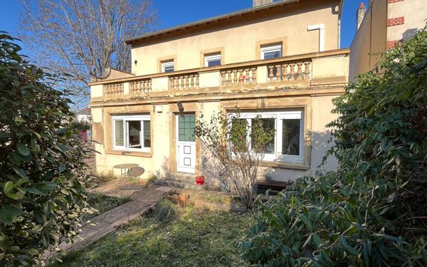 Maison à vendre    5 pièces • 183,77 m2 Metz
