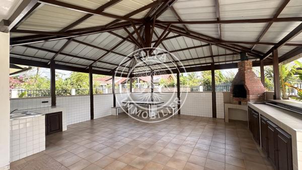 Maison T6 avec piscine, carbets et T2 indépendant – MATOURY