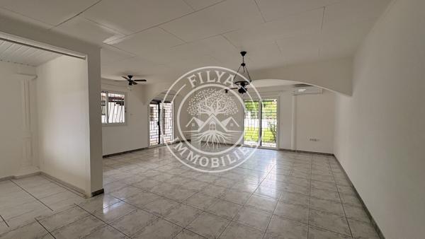 Maison T6 avec piscine, carbets et T2 indépendant – MATOURY