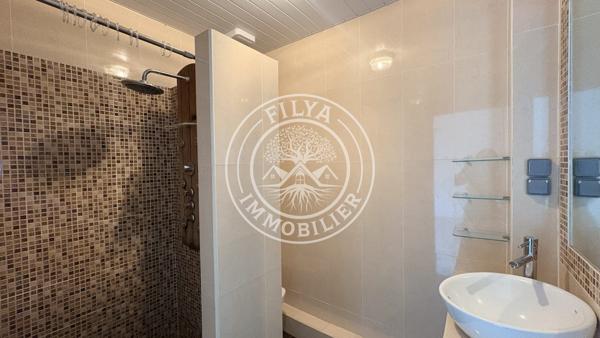 Maison T6 avec piscine, carbets et T2 indépendant – MATOURY