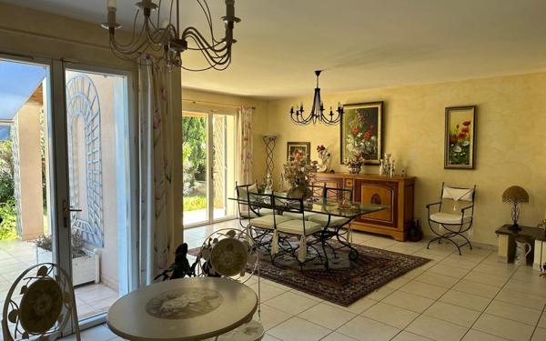 Maison à vendre    4 pièces • 126 m2 Six-Fours-les-Plages