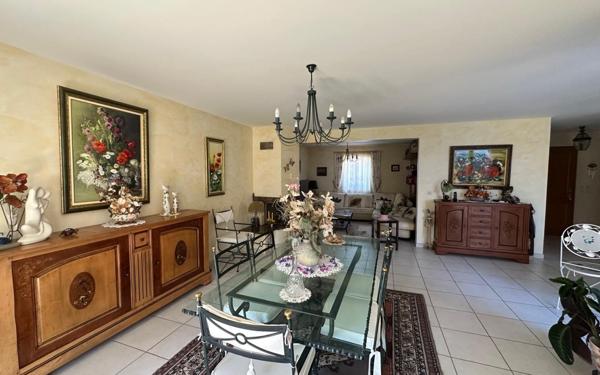 Maison à vendre    4 pièces • 126 m2 Six-Fours-les-Plages