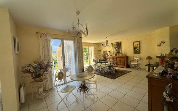 Maison à vendre    4 pièces • 126 m2 Six-Fours-les-Plages