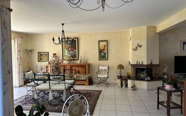 Maison à vendre    4 pièces • 126 m2 Six-Fours-les-Plages