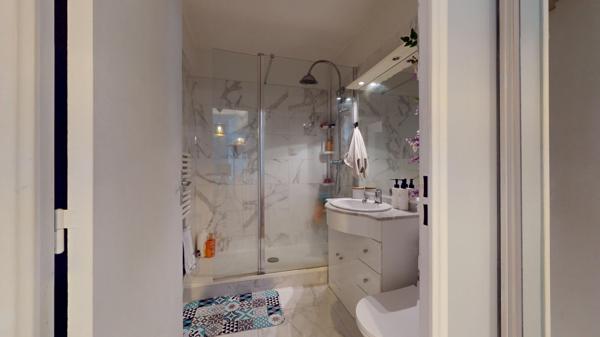 Superbe T2 - 48m2 - 55m2 de terrasse