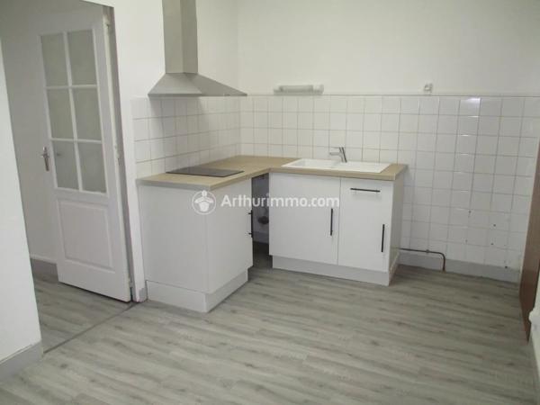 Location Appartement 1 pièces 33 m2 à Saint-Jean-d'Angély
