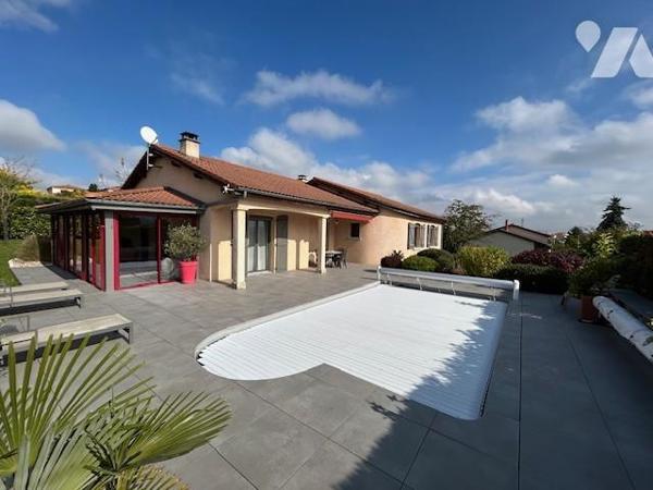 Maison de construction traditionnelle 2000