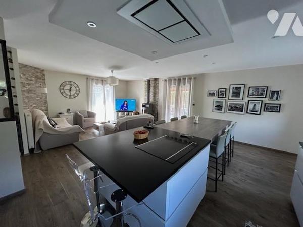 Maison de construction traditionnelle 2000