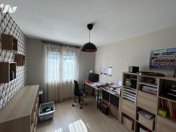 Maison de construction traditionnelle 2000