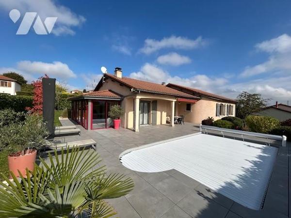 Maison de construction traditionnelle 2000