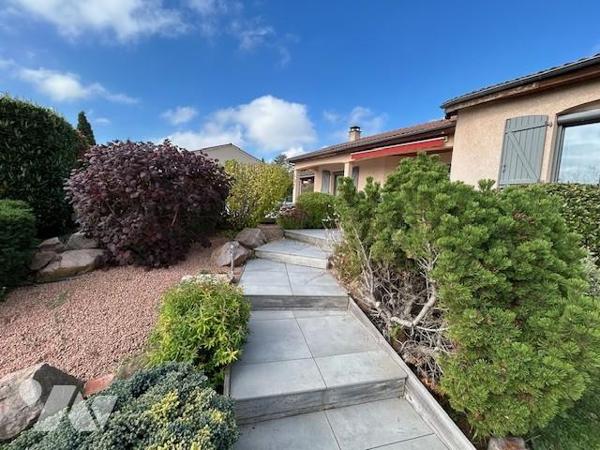 Maison de construction traditionnelle 2000