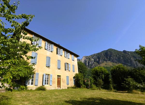 Maison à vendre à Tarascon-sur-Ariège (09400) - Ariège
