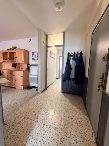 Appartement F3,70 m² avec cave, 2 chambres, Perpignan, secteur moulin à vent