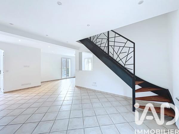 Maison à vendre 4 pièces 110 m² Saint-Maime