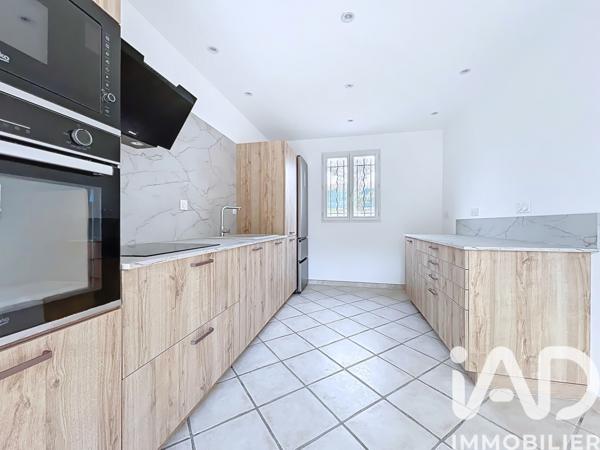 Maison à vendre 4 pièces 110 m² Saint-Maime