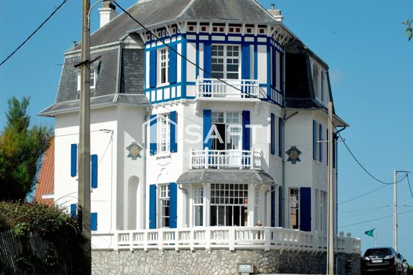 Maison historique avec vue mer à Ambleteuse