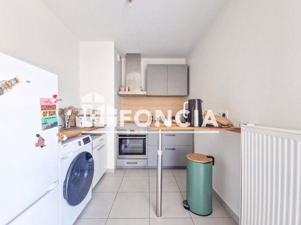 Location Appartement 2 pièces 37.7 m² - 6 AVENUE PHILIPPE VIAL Voiron 38500