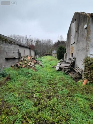 Maison à restaurer à vendre à Moncontour dans la Vienne (86330), ref : 86056/1   
Centre-bourg