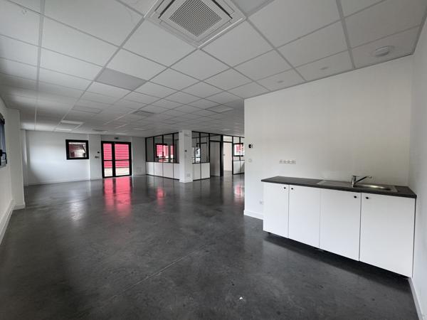 Bureaux 130 m²