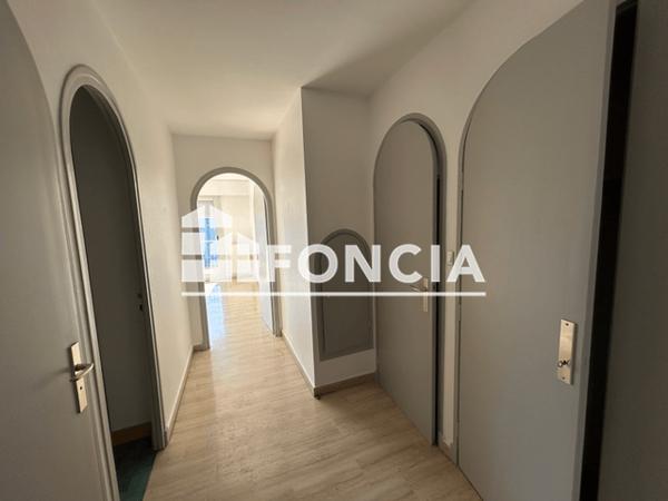 Location Appartement 4 pièces 93.8 m² - 1 RUE MORTILLET Grenoble 38000
