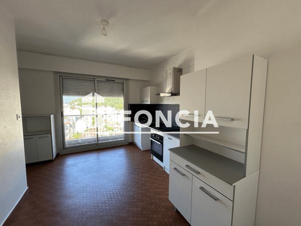 Location Appartement 4 pièces 93.8 m² - 1 RUE MORTILLET Grenoble 38000