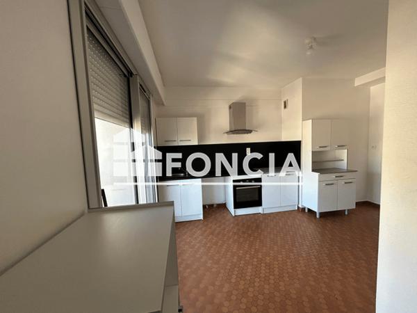Location Appartement 4 pièces 93.8 m² - 1 RUE MORTILLET Grenoble 38000