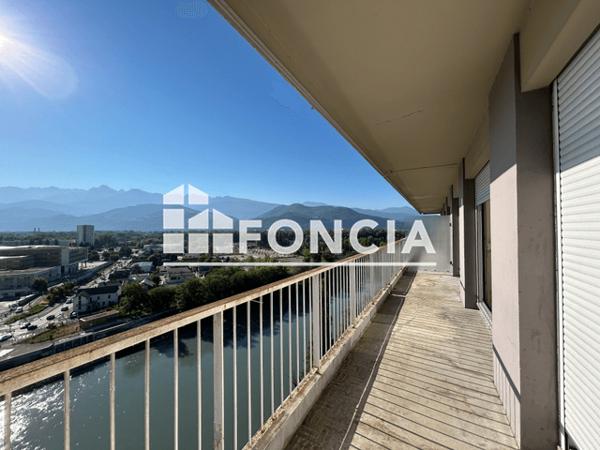 Location Appartement 4 pièces 93.8 m² - 1 RUE MORTILLET Grenoble 38000