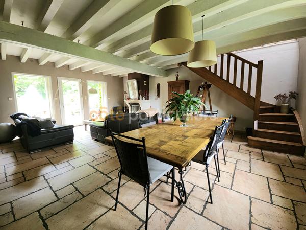 Vente
                Maison150 m² - 7 Pièces -
                    LE CREUSOT (71200)