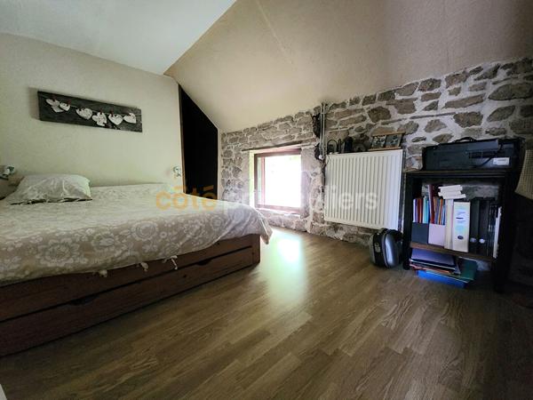 Vente
                Maison150 m² - 7 Pièces -
                    LE CREUSOT (71200)