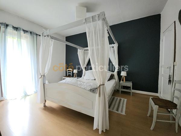 Vente
                Maison150 m² - 7 Pièces -
                    LE CREUSOT (71200)