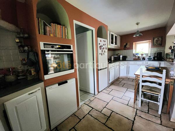 Vente
                Maison150 m² - 7 Pièces -
                    LE CREUSOT (71200)
