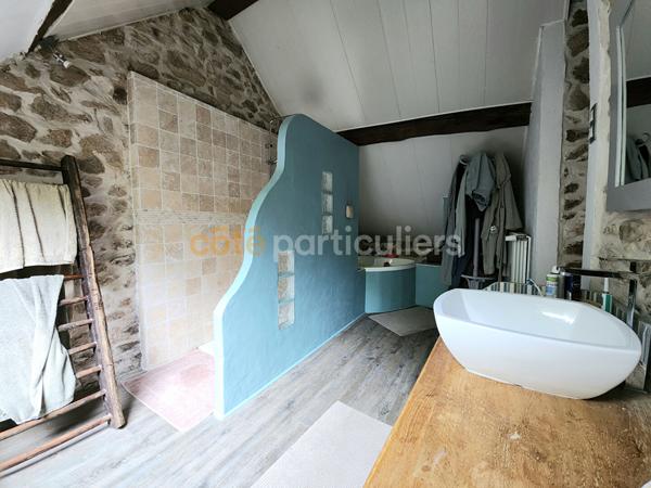 Vente
                Maison150 m² - 7 Pièces -
                    LE CREUSOT (71200)