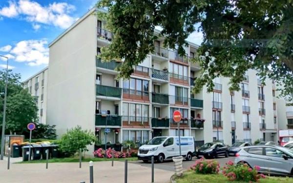 Appartement à vendre    3 pièces • 76,07 m2 Beauvais