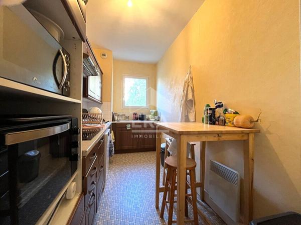 APPART. T3 A LOUER - BLOIS - RÉSIDENTIEL, 2 CHBS, GARAGE + PARKING ET CAVE PRIVES