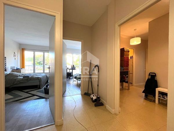 APPART. T3 A LOUER - BLOIS - RÉSIDENTIEL, 2 CHBS, GARAGE + PARKING ET CAVE PRIVES