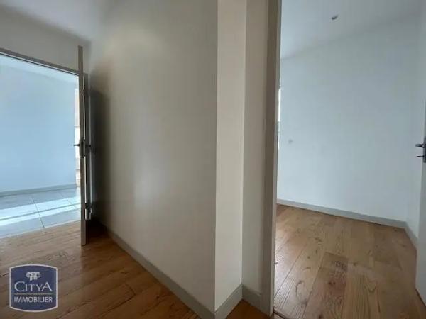 Appartement à louer 3 pièces 61.56m² Nantes (44300)