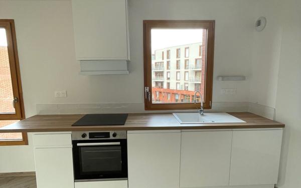 Appartement à louer    4 pièces •  Lille