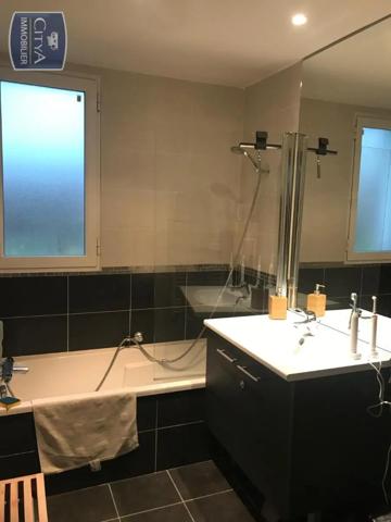 Appartement à louer 3 pièces 60.65m²