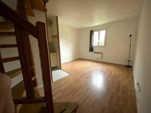 Appartement à louer    2 pièces • 33,42 m2 Élancourt
