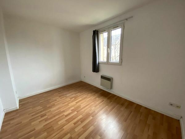 Appartement à louer    2 pièces • 33,42 m2 Élancourt