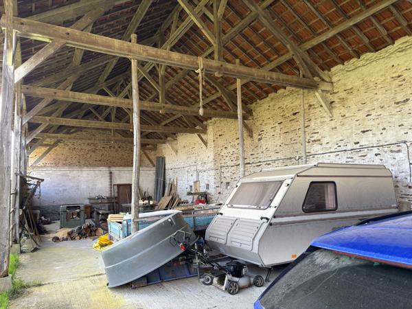 VENDU - Préveranges - Domaine unique avec un ruisseau et des possibilités infinies Préveranges (18370)